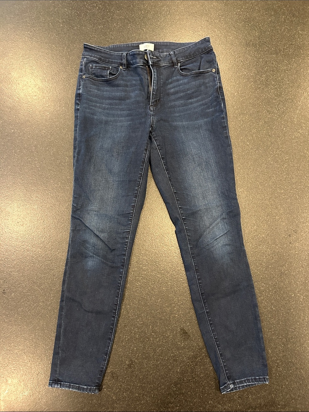 LOFT Women’s Dark Wash Skinny Jeans Size 8